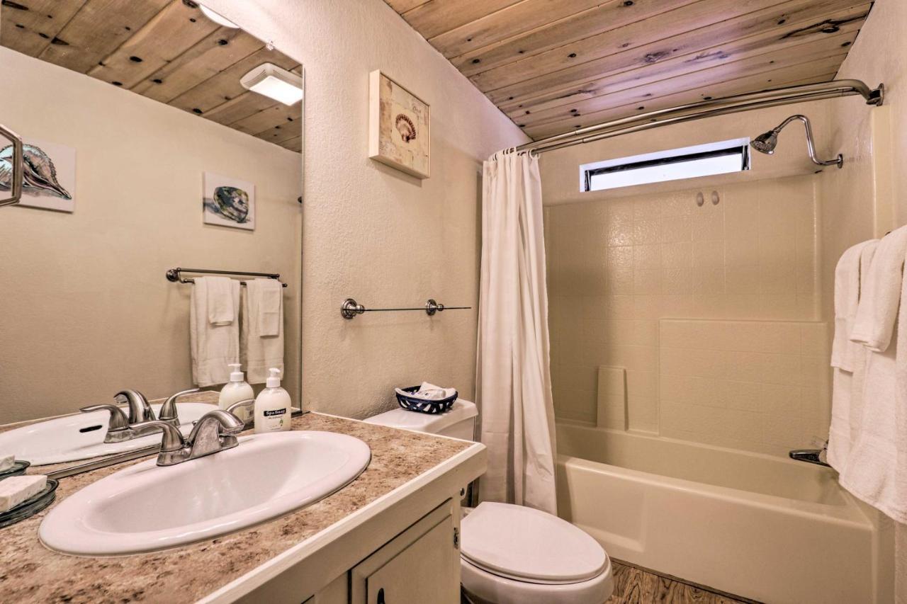 Rustic Bullhead City Retreat With Porch And Views Eksteriør billede