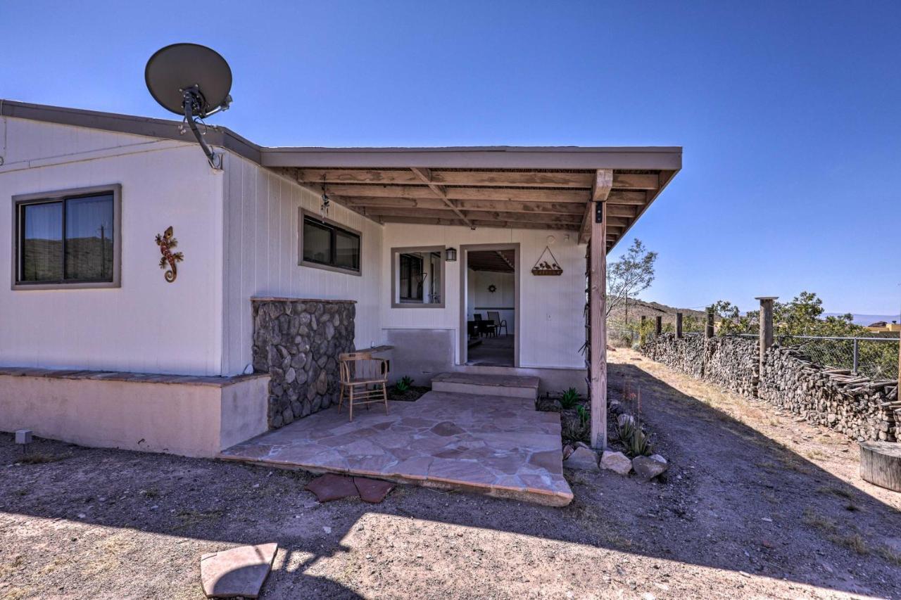 Rustic Bullhead City Retreat With Porch And Views Eksteriør billede