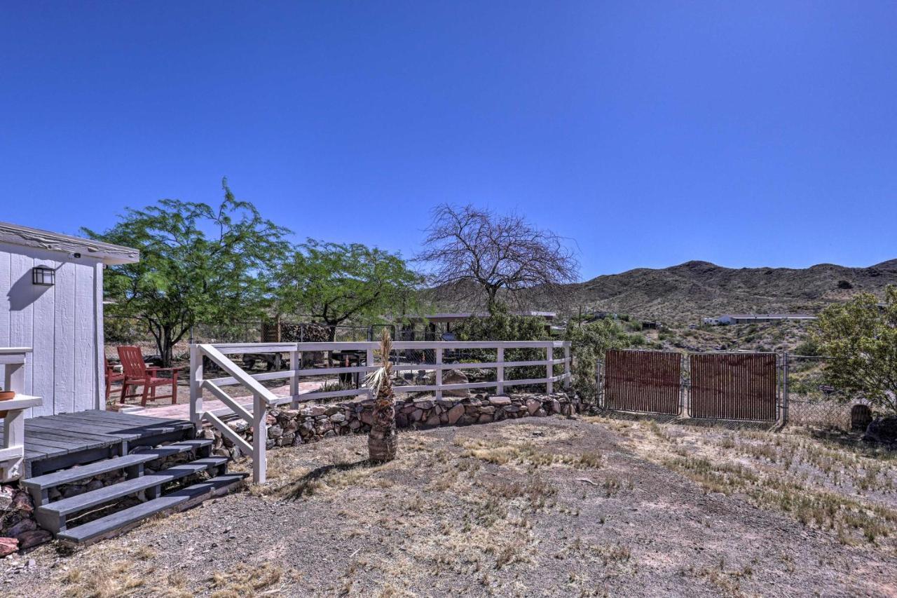 Rustic Bullhead City Retreat With Porch And Views Eksteriør billede